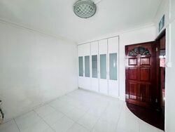 Blk 577 Hougang Avenue 4 (Hougang), HDB Executive #547068491